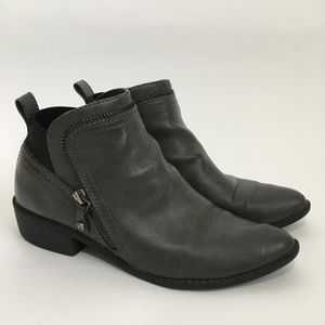 G by Guess Grossy Zipper Detail Booties Gray 7.5